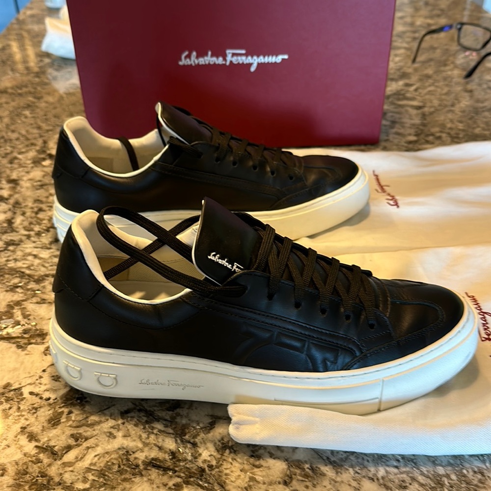 Salvatore Ferragamo - Gancini Sneaker.  Size 8